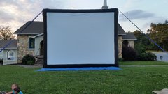 Gigantic Movie Screen (F-33) Gigantic Movie Screen (F-33)